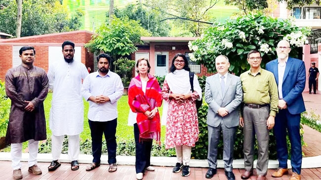মার্কিন রাষ্ট্রদূতের সঙ্গে এনসিপি নেতাদের বৈঠক