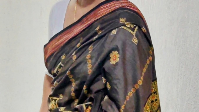 হাসিনা ফ্যাসিস্ট নন, বরং প্রতিশ্রুতিতে ব্যর্থ গণতান্ত্রিক শাসক” — তসলিমা নাসরীন