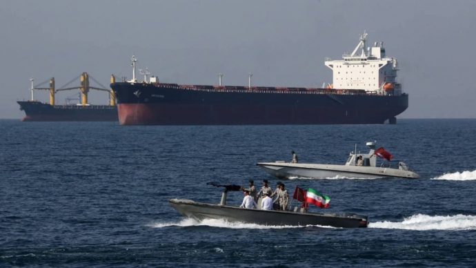 হরমুজ সংকট: ভেটো রাজনীতিতে আটকে সামরিক পদক্ষেপ, ডিসেম্বরের কূটনৈতিক অচলাবস্থা