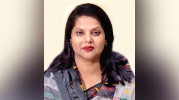 ঢাকা জেলার প্রথম নারী জেলা প্রশাসক ফরিদা খানম