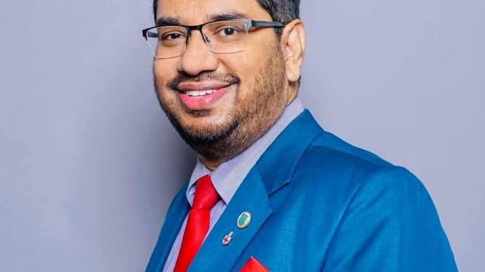 ব্রিটিশ রাজনীতিতে বড় পরিবর্তনের আভাস, দ্বিদলীয় ব্যবস্থার অবসান হওয়ার ইঙ্গিত
